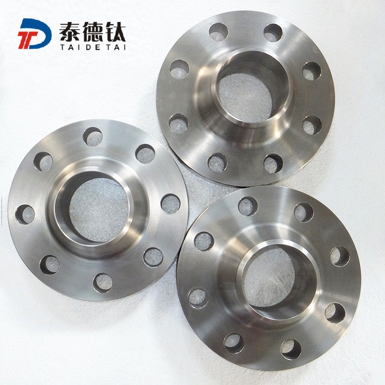 帶頸對(duì)焊鈦法蘭